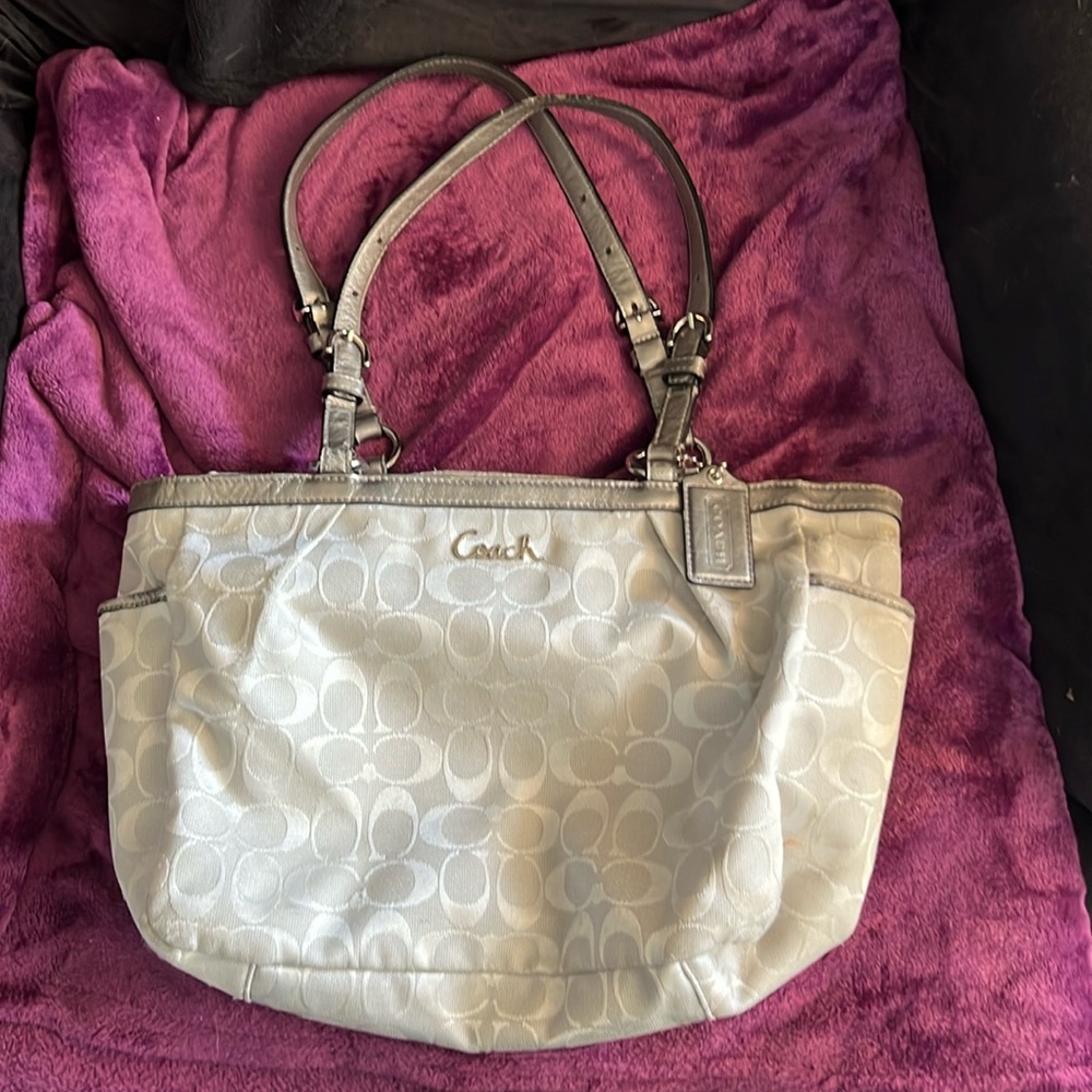 Coach Signature Gallery Jacquard Tote Silver and White